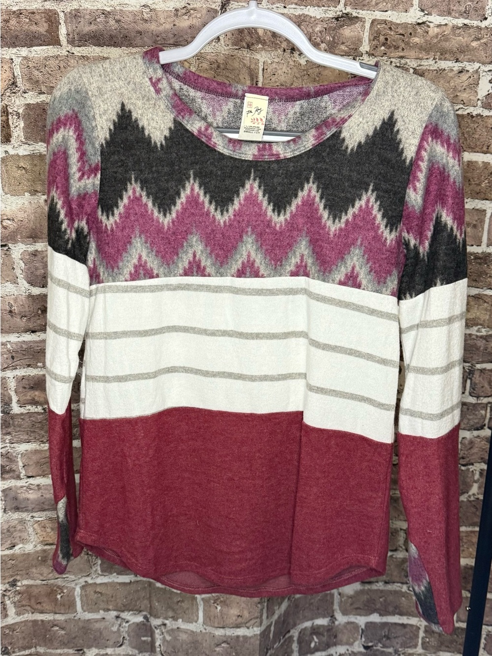 7th Ray Chevron & Stripe Long-Sleeve Top in Mauve, Gray & Cream